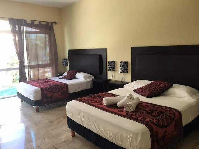 Casa Alegria Bed and Breakfast Puerto Morelos Bed & Breakfast