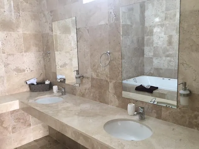 Casa Alegria Bed and Breakfast Puerto Morelos 0*,
